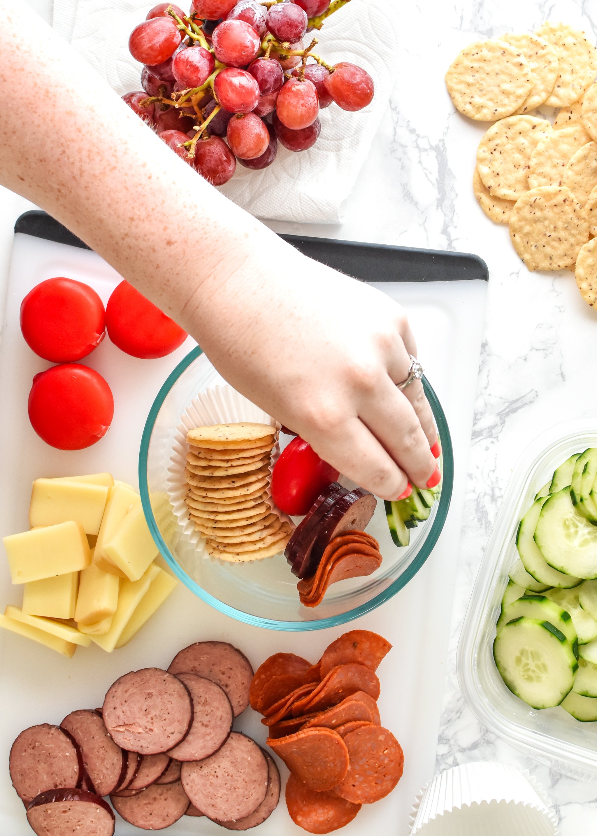 How to Turn Cheese and Crackers into DIY Adult Lunchables - Check out some simple tips and tricks for turning your fave appetizer into a delicious lunch! - ProjectMealPlan.com