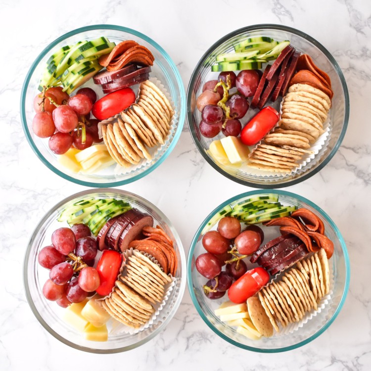 How to Turn Cheese and Crackers into DIY Adult Lunchables - Check out some simple tips and tricks for turning your fave appetizer into a delicious lunch! - ProjectMealPlan.com