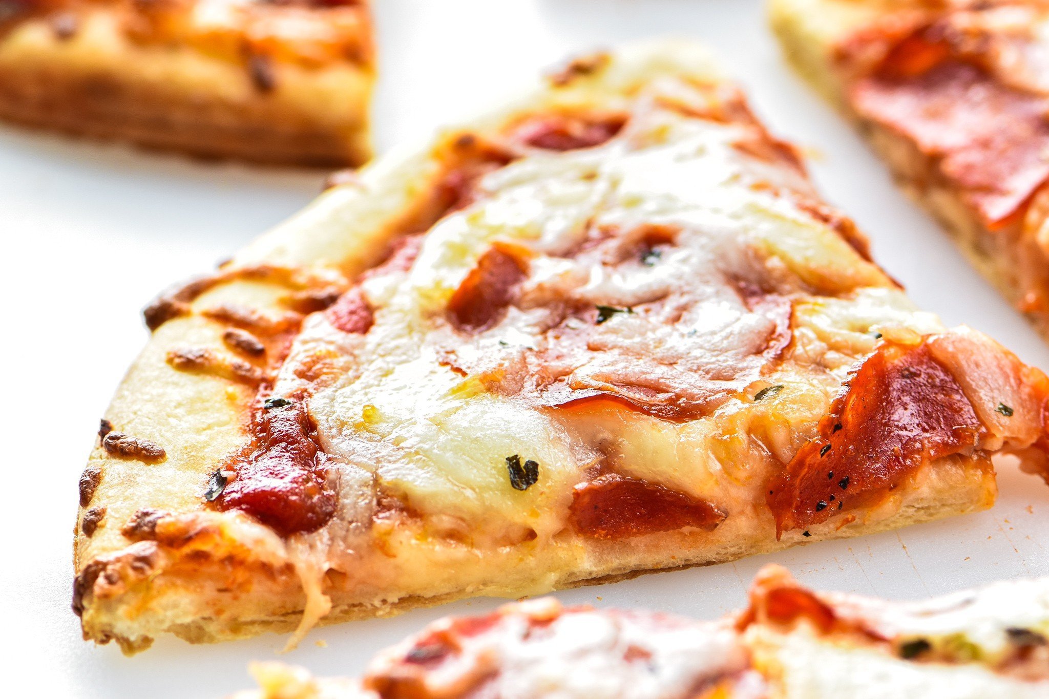 Jak vyrobit a zmrazit domácí pizzu - Big batch pizza omáčka recept na přípravu dopředu, takže můžete mít domácí pizzu omáčku za 10 minut! - ProjectMealPlan.com