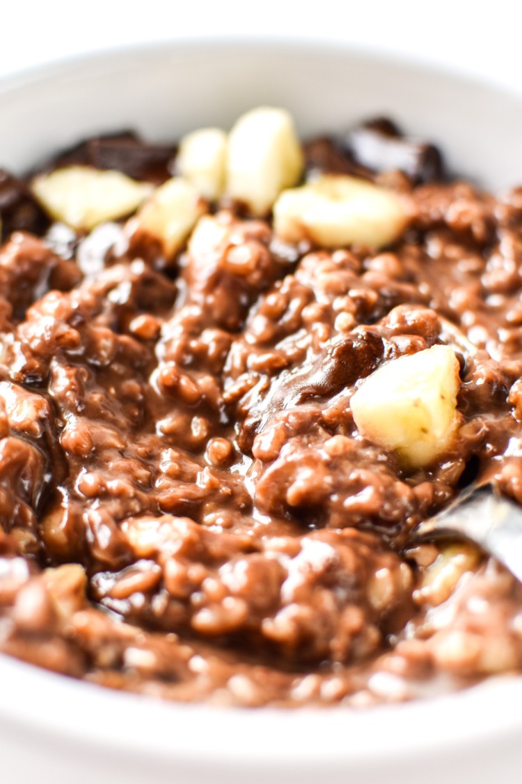Chocolate Banana Steel Cut Oats (Stovetop & Instant Pot)
