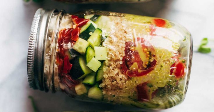 Chicken and Quinoa Mason Jar Salad - Tastefulventure