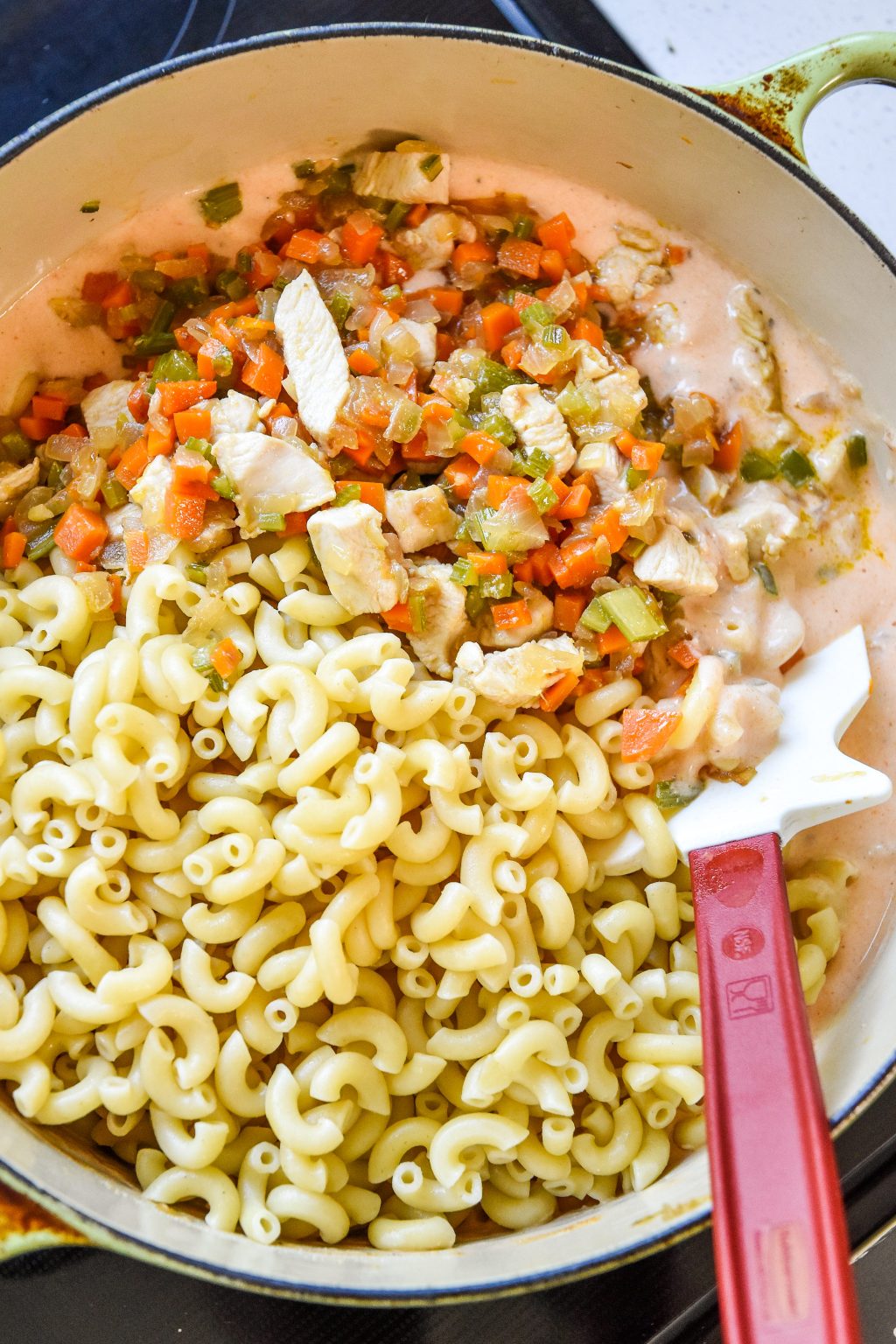 creamy buffalo chicken mac and cheese with evaporated milk