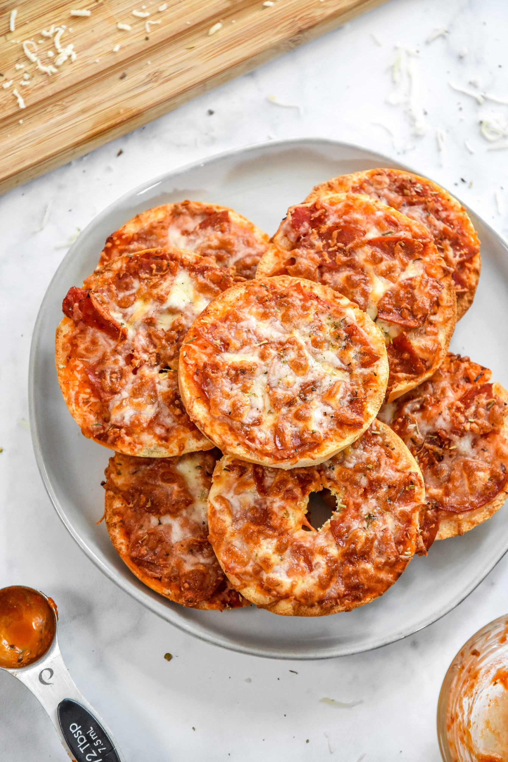 Air Fryer Pizza, The Ultimate Recipe + Easy Guide