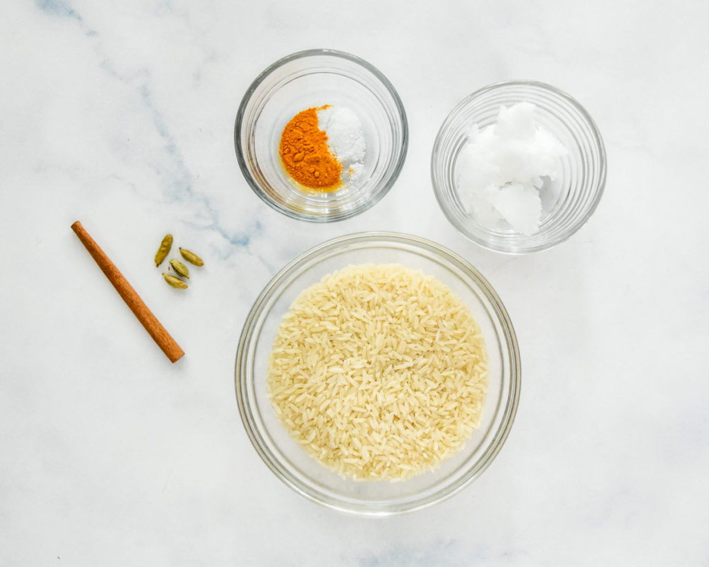 ingredients to make the yellow turmeric rice.