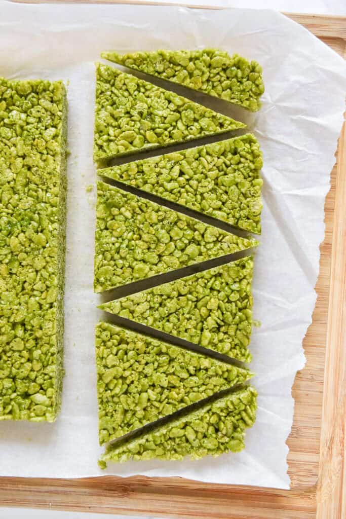 green rice krispies treats cut into triangles.