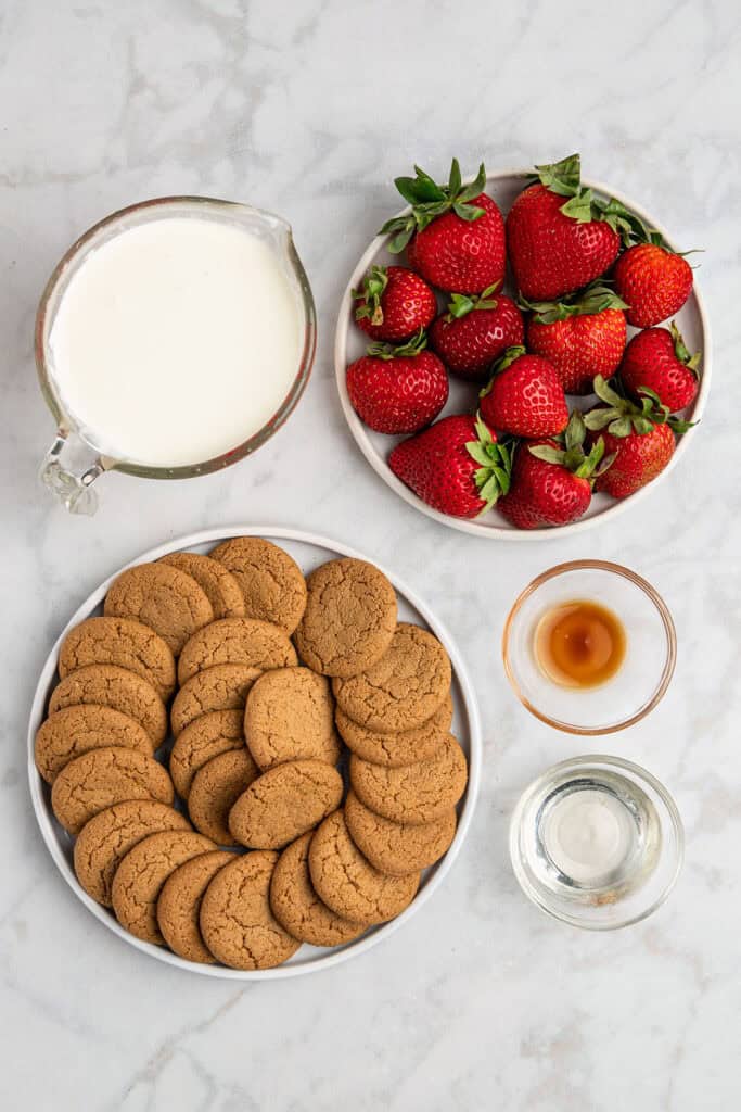 ingredients required to make a strawberry gingersnap icebox cake.